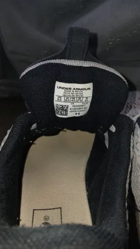 tênis masculino under Armour