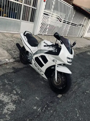Suzuki RF 900R 1998