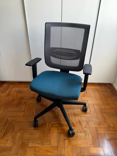 cadeira de escritório riccó ergonômica azul