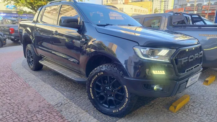 Ford Ranger Black 2.2 4X2 CD Diesel AUT 2022