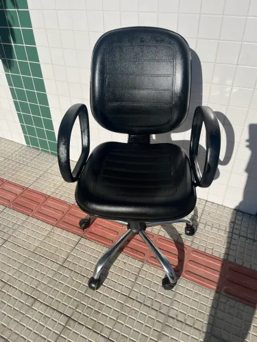 Cadeira diretor gomada