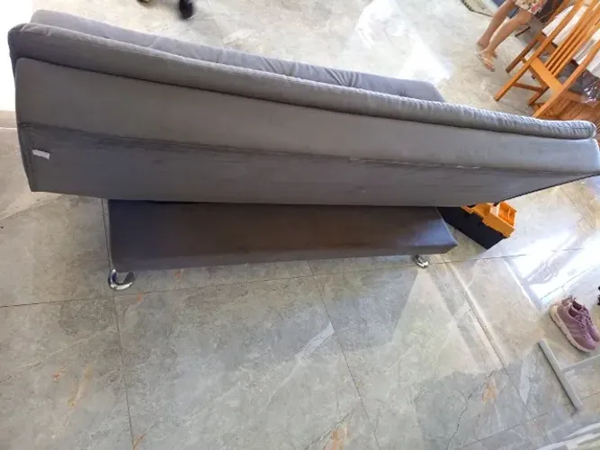 Sofá-cama 3 lugares Mobly cinza, retirada no local