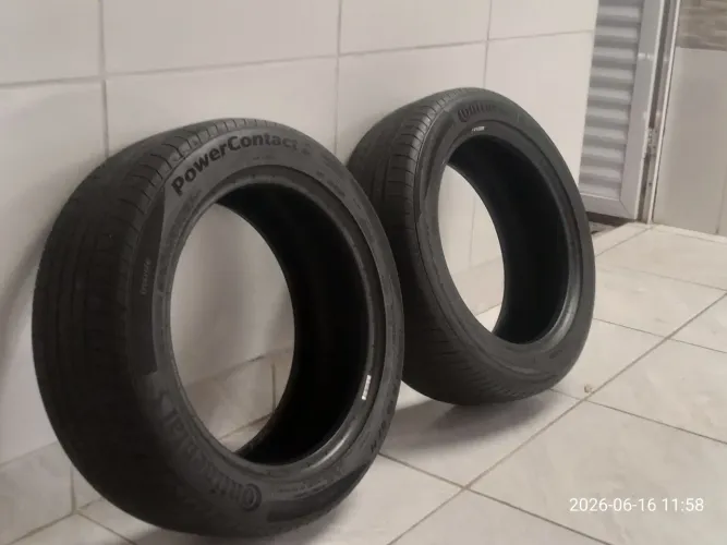 Par de pneus 195/55 R16 continental em bom estado