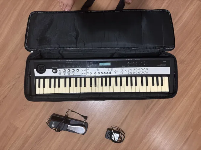 Teclado workstation Korg microSTATION mw1 (EDS-i família M50/M3)
