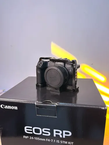 Câmera Cânon Eos RP Full Frame Corpo Com Adaptador EF + Acessórios 