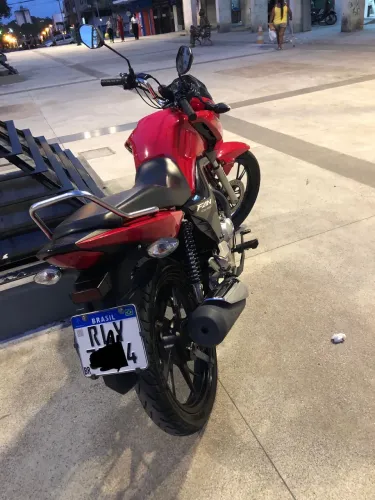 Fan 160 2022 só pegar e rodar toda em dia e revisada , mais informações abaixo ?
