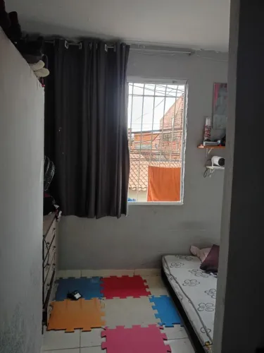 Casa duplex à venda. Bairro Raquel de Queiroz