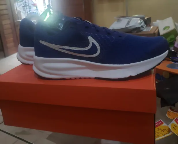 Vendo tênis nike, novo e original