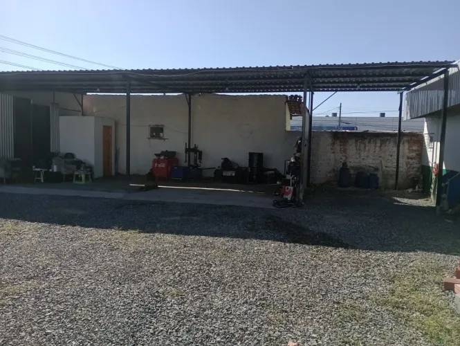 Vendo ponto comercial lavação e borracharia de esquina Porteira fechada av de grande fluxo