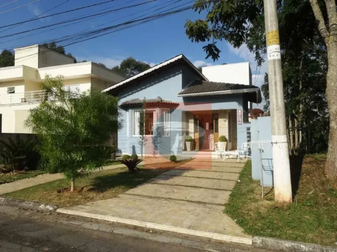 CASA - 300M² - 3 SUÍTES - VARGEM GRANDE - COND. PAYSAGE VERT. Entre no TOUR e faça um pass