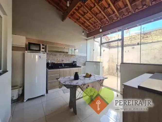 Casa para Venda · 2 quartos · 1 suíte · 85m² · Vila Monteiro, Piracicaba