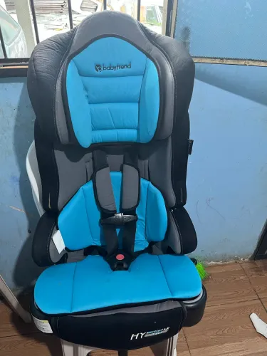 Vendo cadeira infantil para carro