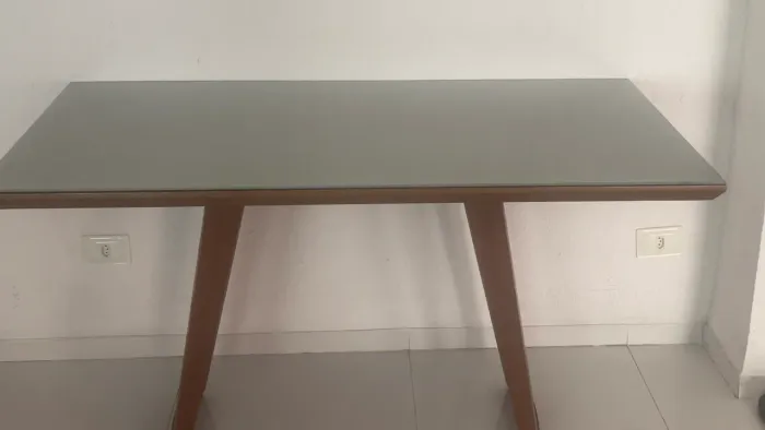 Mesa Jacaúna de madeira