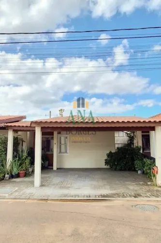 Casa com 3 quartos à venda