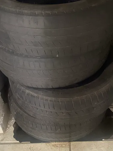 Pneu Pirelli 185 60 r15 88h meia vida 