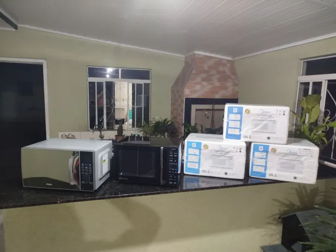 Microondas NOVOS a partir de R$349,99 Modelos Electrolux, Philco e Midea, 127v e 220v.