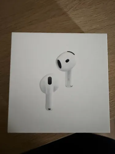 AirPods 4 ANC