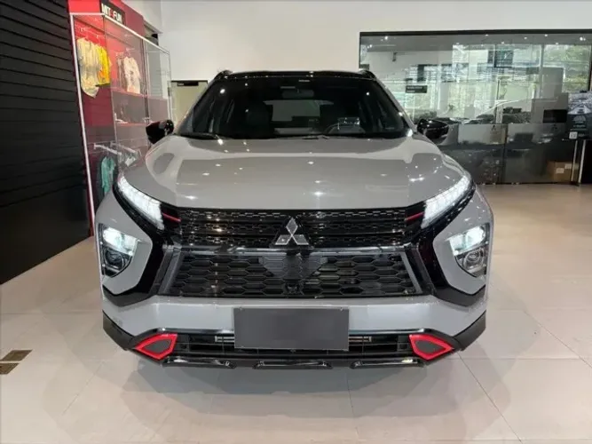 Mitsubishi Eclipse Cross HPE Black 1.5 16V 165cv Aut. 2026