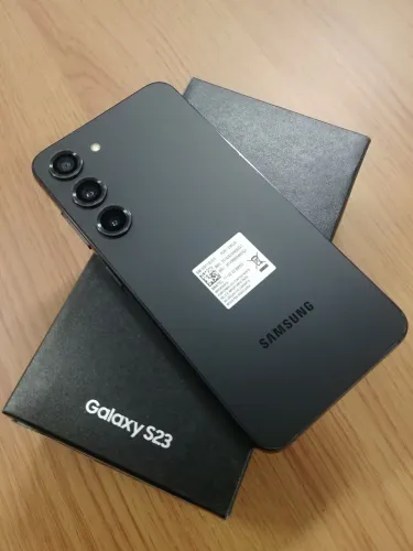 Extra novissimo s23 puro 256gb/8gb nenhuma marca de uso
