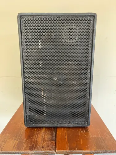 Par de Caixas Full Range passivas 400 watts cada.