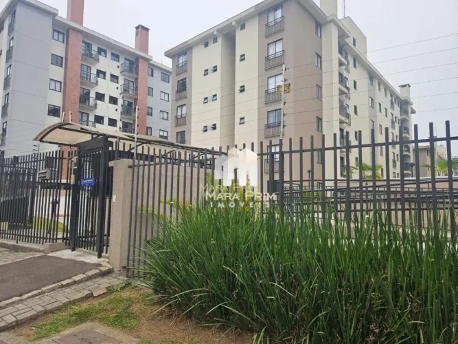 Apartamento com 3 dormitórios disponível para locação por R$2.400,00, 68,38m² - Cajuru, Cu