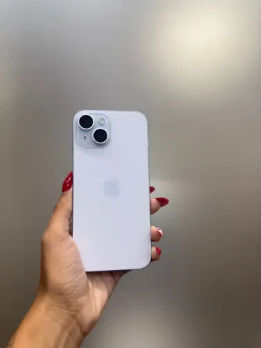 Iphone 15 azul 128GB - seminovo 