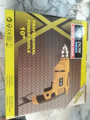 Vendo furadeira e parafusadeira nova NA caixa