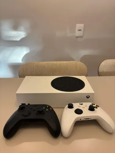 X Box Series S 512GB - Excelente estado SEMINOVO