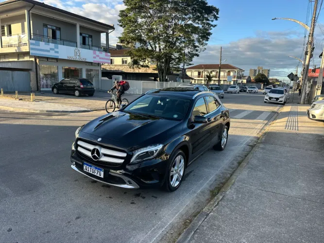 Mercedes-Benz GLA 200 Enduro 1.6 TB 16V Flex Aut. 2017