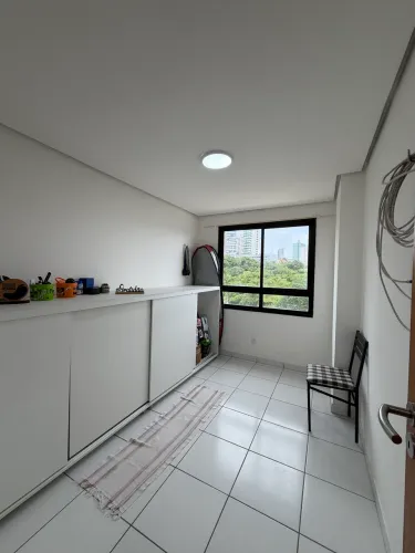 Vendo apartamento com 3 quartos na Ribeira.