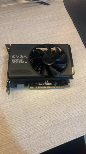 Placa de video GTX 750 TI 2GB