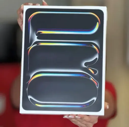 iPad Pro M5 256GB + Celular 13" Lacrado - 1 ano de garantia - loja Física - 18X