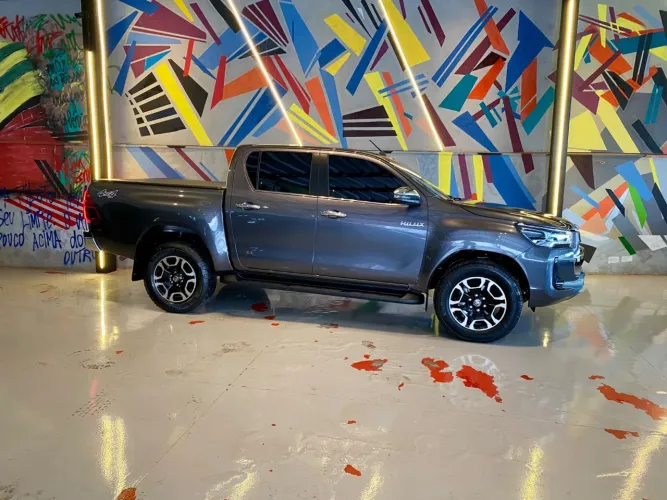 Toyota Hilux CD SRV 4X4 2.8 TDI Diesel Aut. 2022