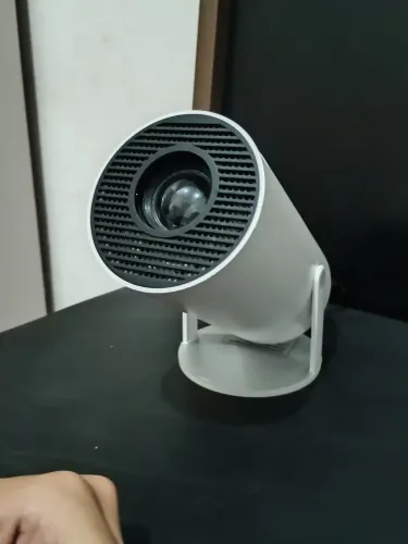 Vendo projetor de imagem (usado bem pouco mesmo)