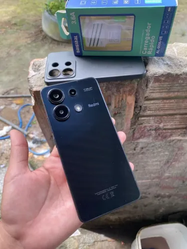 Xiaomi Redmi Note 13 256gigas 16ram, facilito entrega, aceito cartão, com um carregador<br>