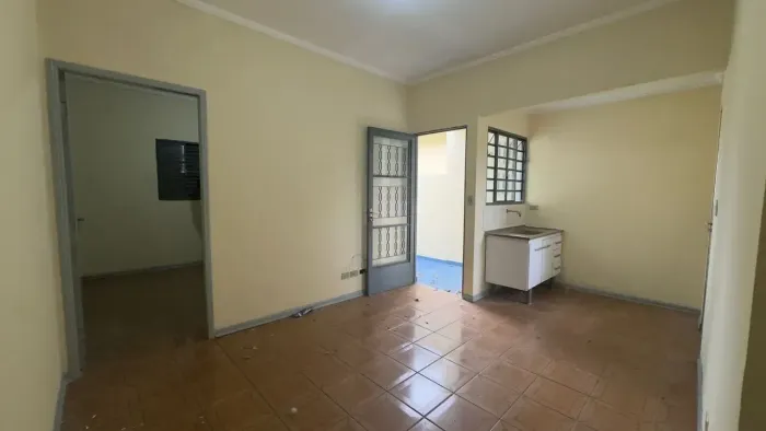 CASA PARA ALIUGAR NO BAIRRO SÃO JOÃO | JACAREÍ