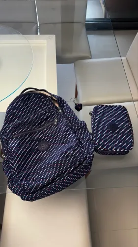 Mochila + estojo kipling
