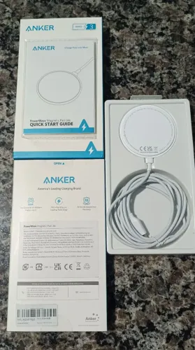 2 Carregadores Por Indução Para iPhone Séries 12/13 Anker