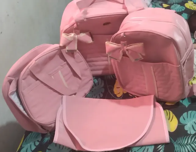 Vendo bolsas novas femininas nunca usada