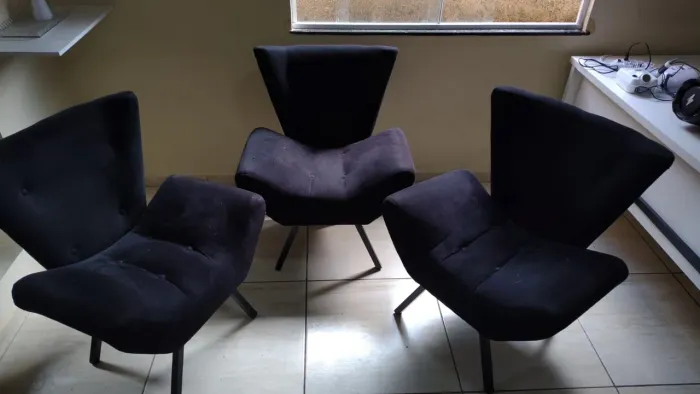 CONJUNTO DE 3 POLTRONAS RETRÔ 