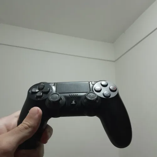 Controle de ps4 usado