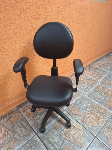 Cadeira escritório SEMINOVA (BAURU)