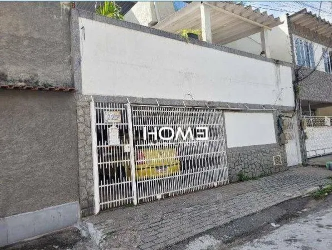 Casa com 2 dormitórios à venda, 122 m² por R$ 275.000,00 - Brasilândia - São Gonçalo/RJ