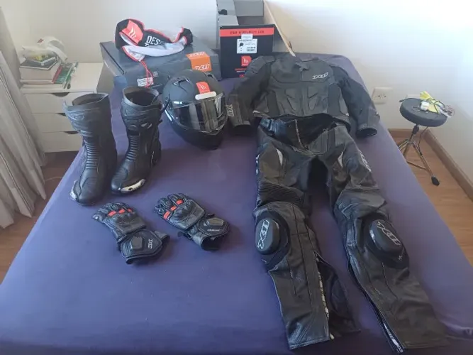 Kit Moto Proteção Completo Macacão M Capacete Luvas Botas X11 MT Helmet