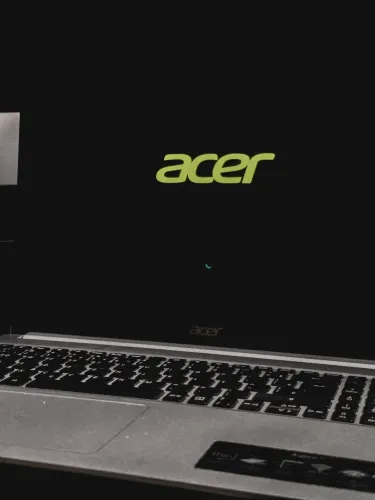 VENDO NOTEBOOK Acer Aspire 5 i5