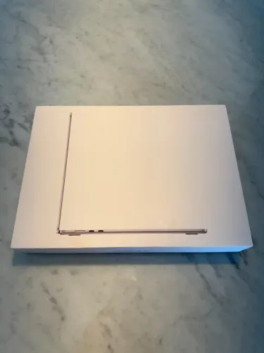 Apple MacBook Air (2026)