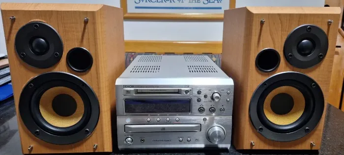 Denon Personal Áudio Sistem D-MA3