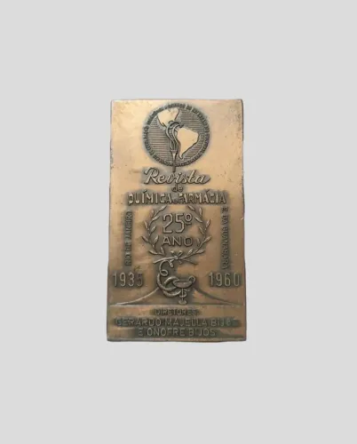 Medalha comemorativa 25 anos da revista de Química e Farmácia 