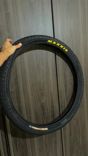 Pneu MAXXIS HOOKOWORM 26