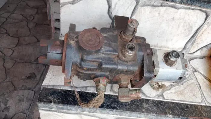 Bomba hidráulica rolo compactador 